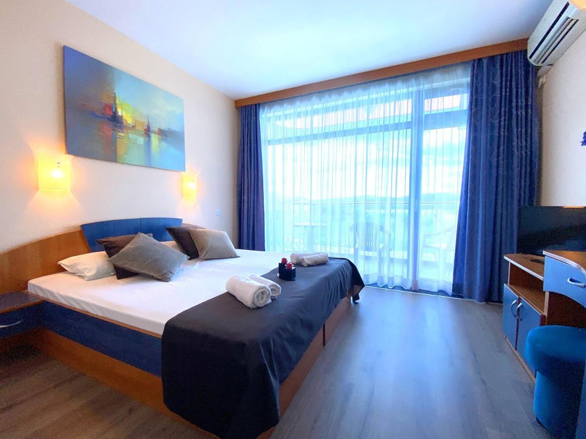 Hotel Penelope Primorsko Exteriör bild