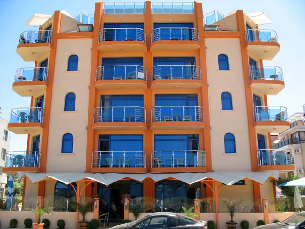 Hotel Penelope Primorsko Exteriör bild